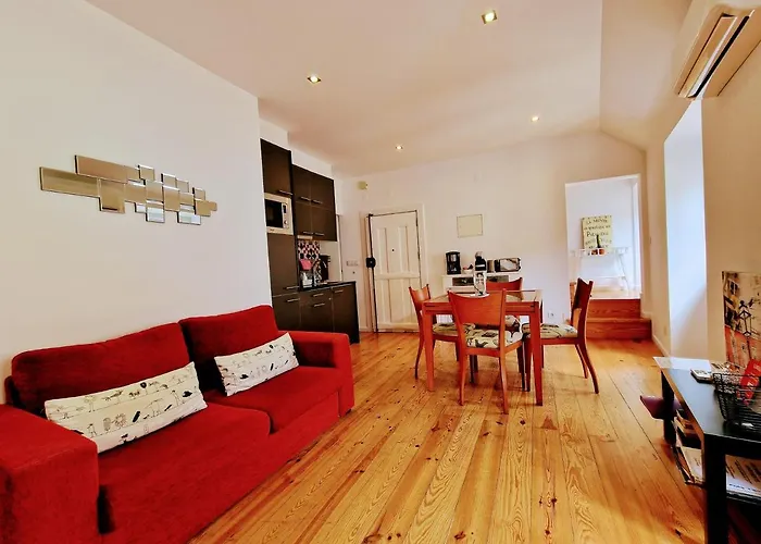 Mouraria & Flats By Village شقة