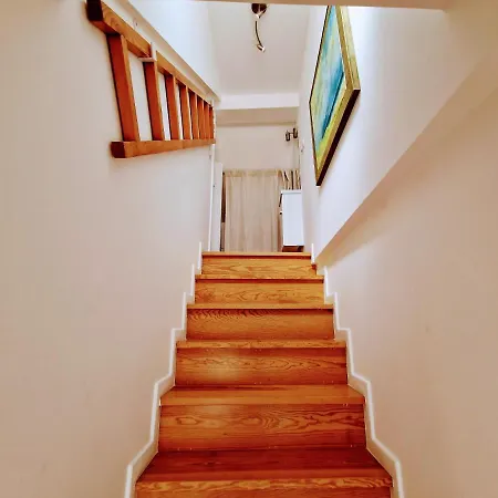 Mouraria & Flats By Village * Лиссабон