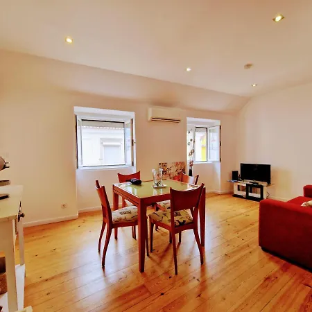 דירה Mouraria & Flats By Village ליסבון